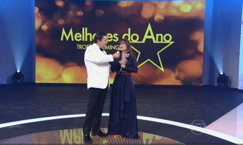 Paolla Oliveira agradece Andréa Cavalcanti no Domingão do Faustão